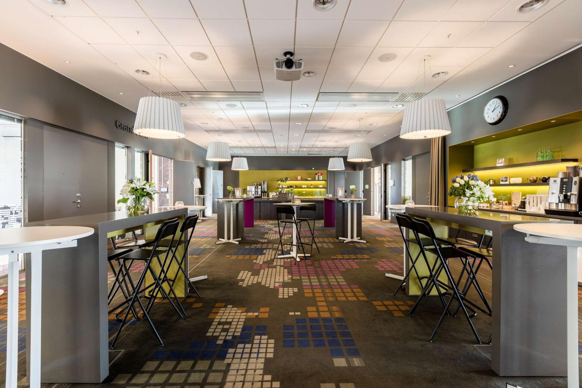 Scandic Alvik Stockholm Bagian luar foto